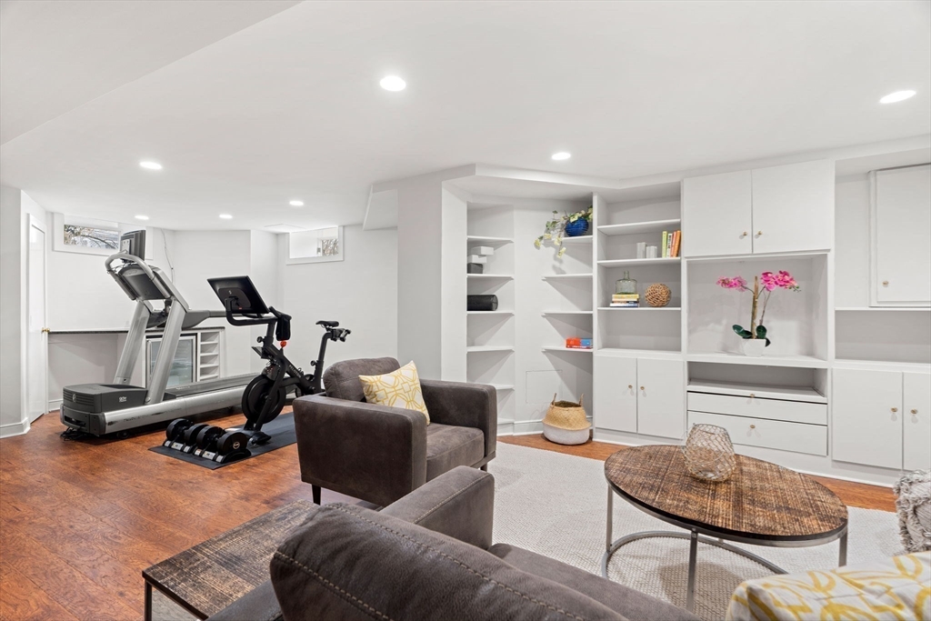 33 Berkeley Street Newton, MA 02465 - Photo 33 of 41