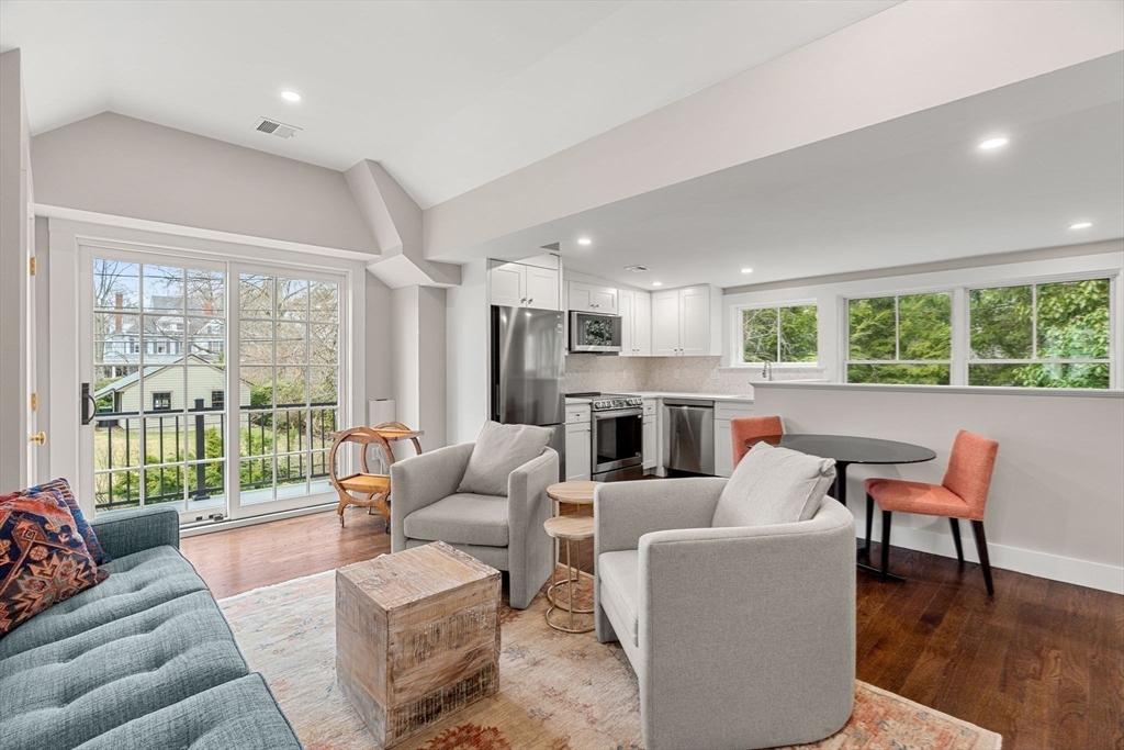 33 Berkeley Street Newton, MA 02465 - Photo 36 of 41