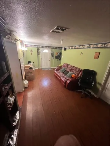 $320,000 | 4838 Wisteria Street, Dallas, TX 75211