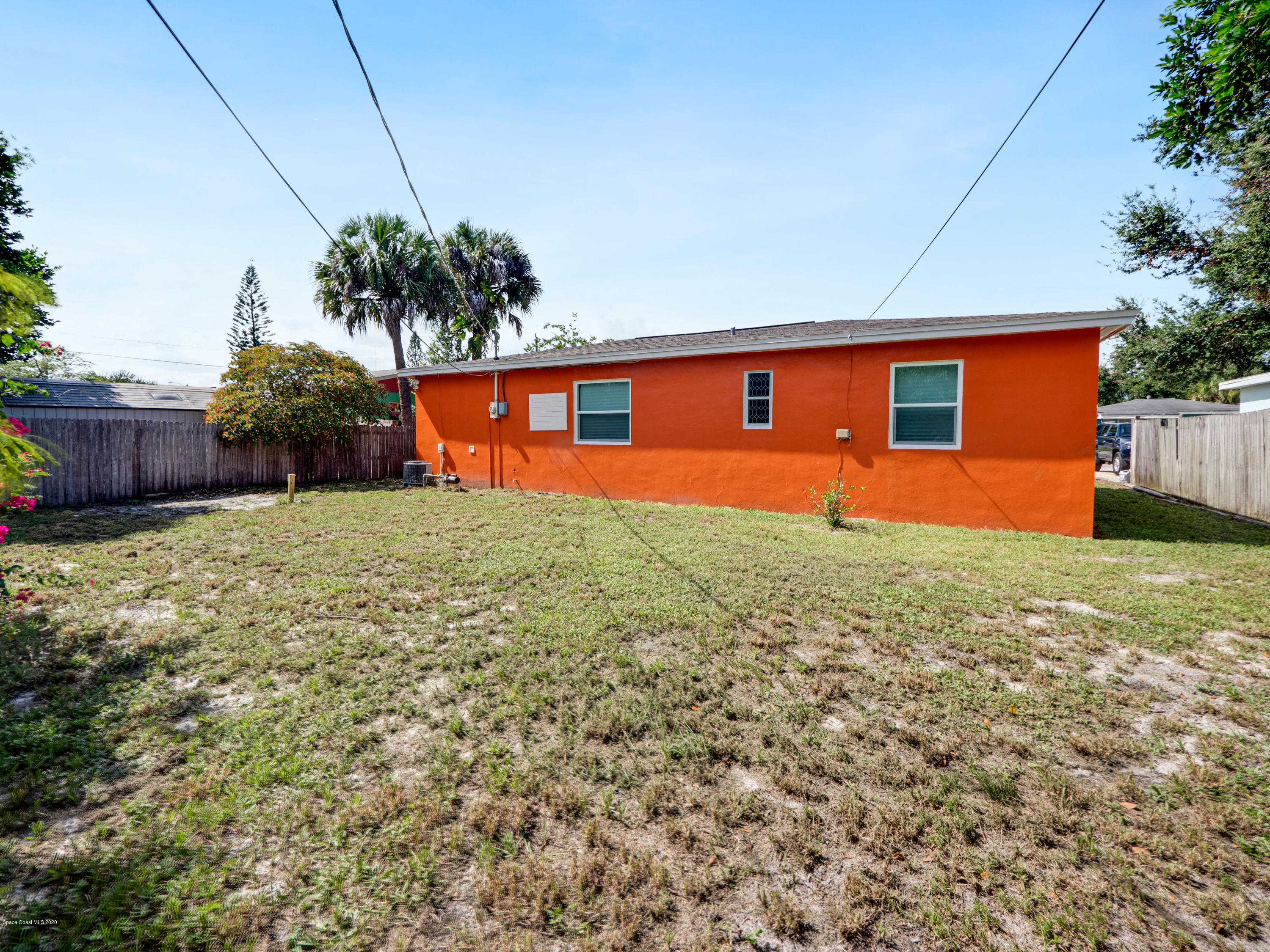 1051 Olive Street Cocoa, FL 32922 - Photo 2 of 14 P1210633