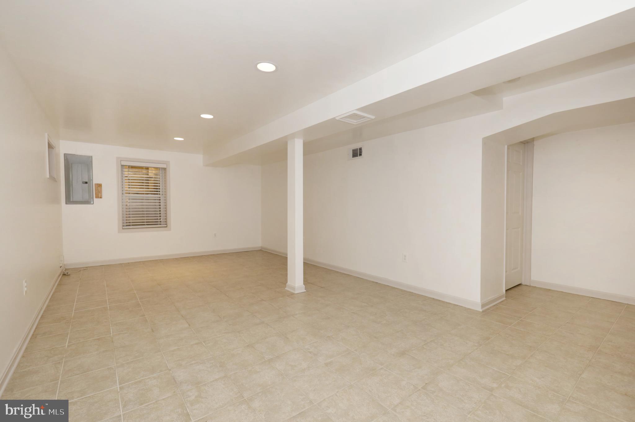 9063 Brook Ford Road Burke, VA 22015 - Photo 39 of 55