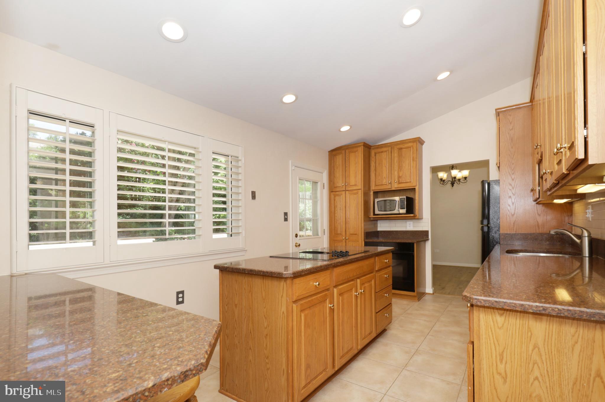 9063 Brook Ford Road Burke, VA 22015 - Photo 10 of 55