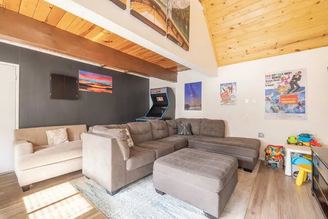 $699,999 | 332 Vista Big Bear Lake, Big Bear Lake, CA 92315