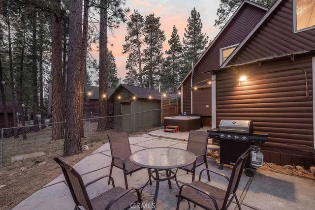 $699,999 | 332 Vista Big Bear Lake, Big Bear Lake, CA 92315
