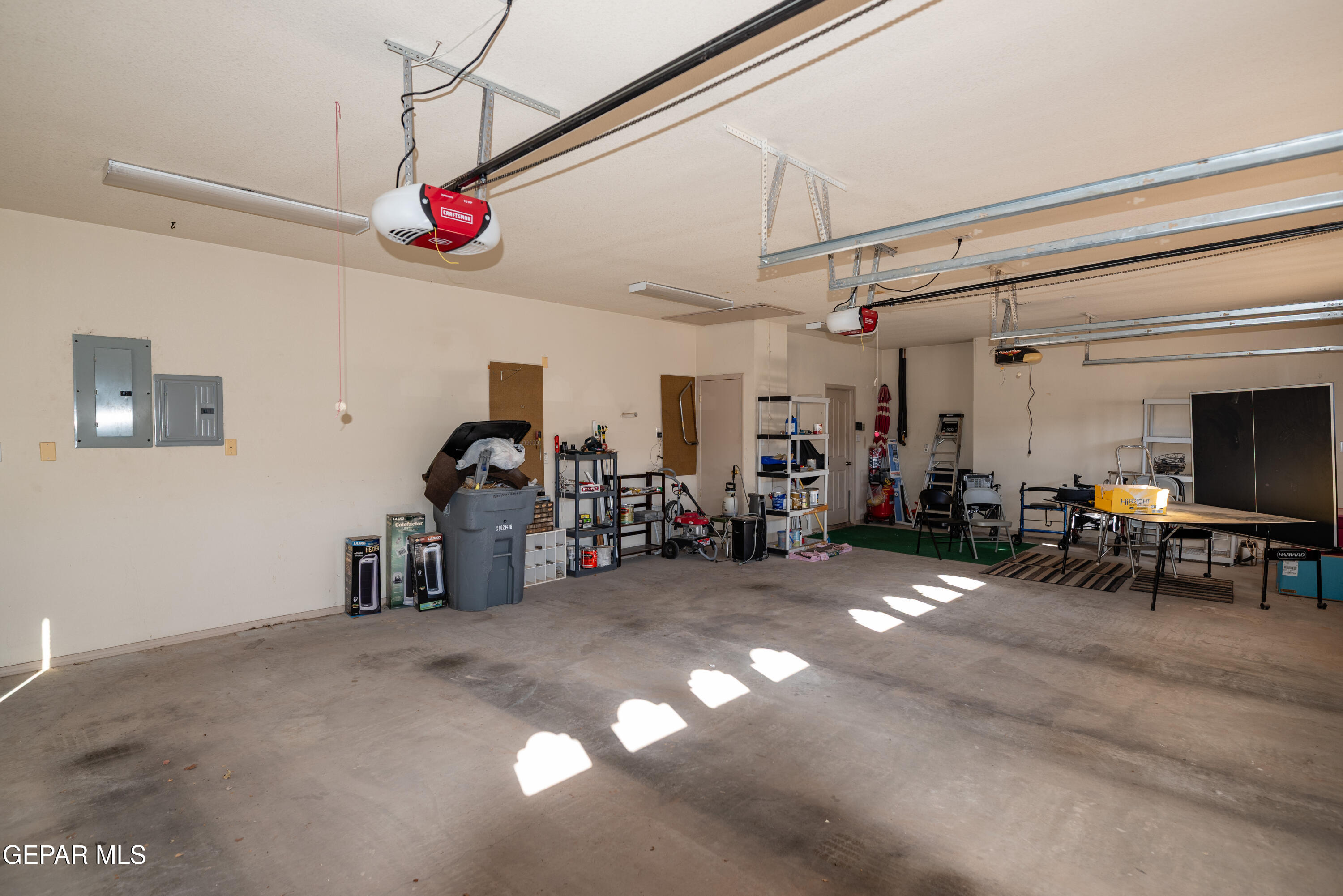 6701 Pearl Ridge Drive El Paso, TX 79912 - Photo 31 of 32 Pearl Ridge 6701-34