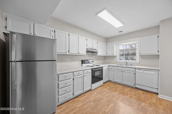 $1,900 | 4905 Pompano Court, Wilmington, NC 28403