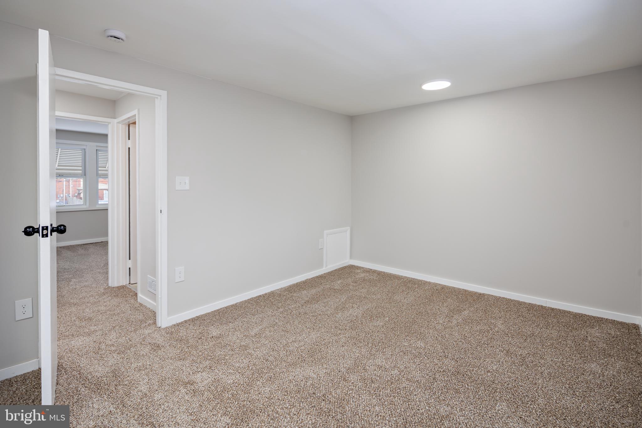 8037 Lansdale Road Baltimore, MD 21224 - Photo 15 of 38 Gallery Image 15