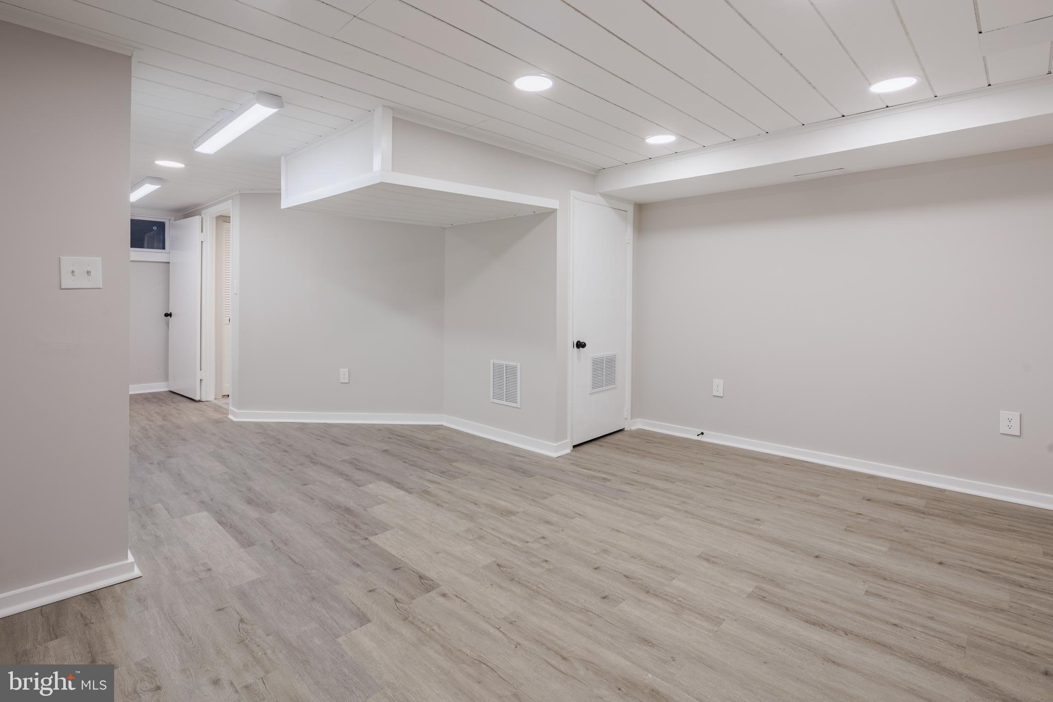 8037 Lansdale Road Baltimore, MD 21224 - Photo 26 of 38 Gallery Image 26
