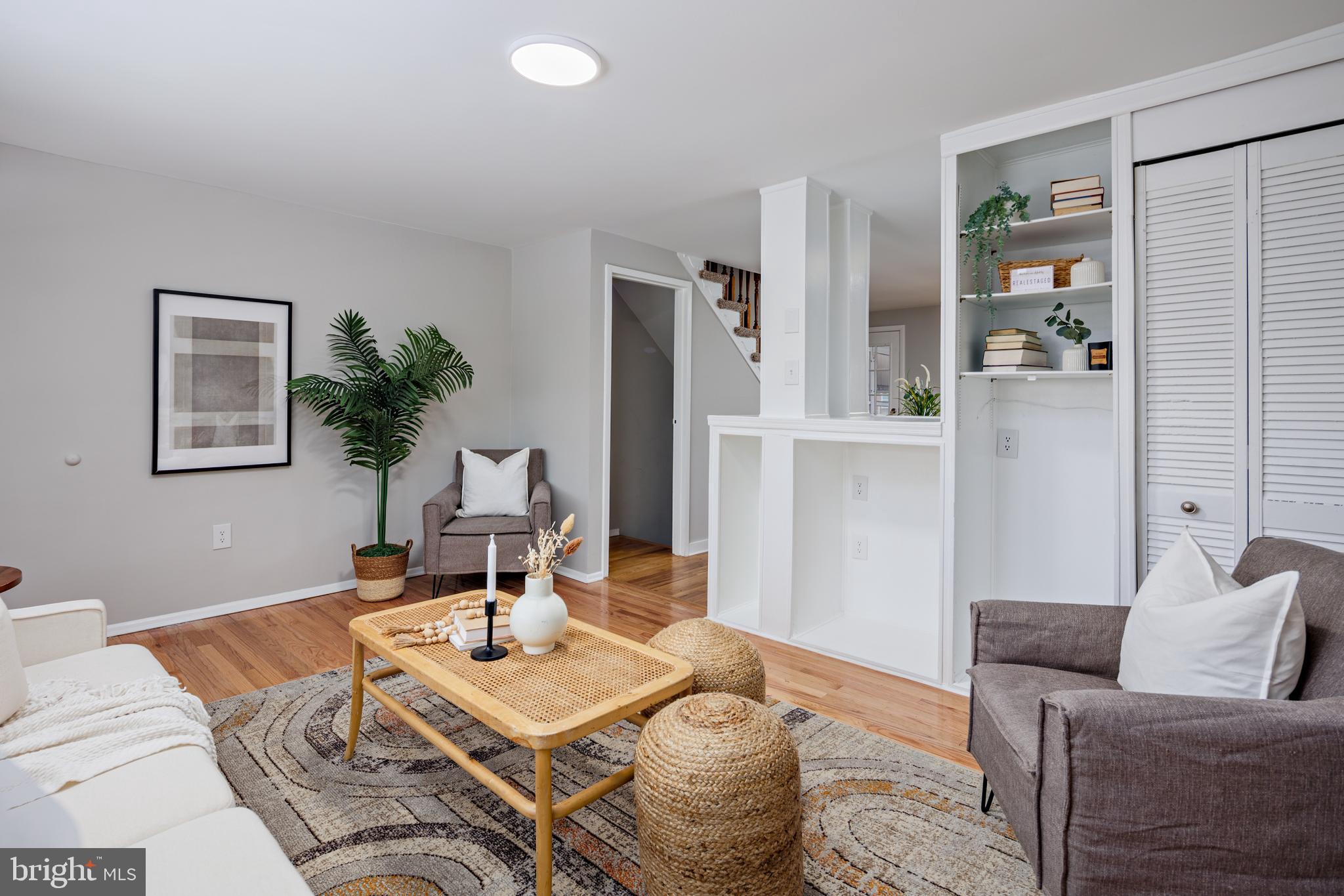 8037 Lansdale Road Baltimore, MD 21224 - Photo 3 of 38 Gallery Image 3