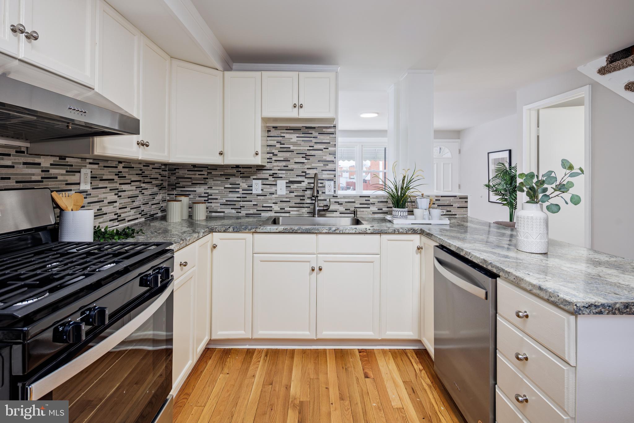 8037 Lansdale Road Baltimore, MD 21224 - Photo 10 of 38 Gallery Image 10