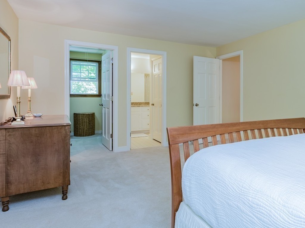 27 Shrine Road Norwell, MA 02061 - Photo 11 of 25 Gallery Image 11