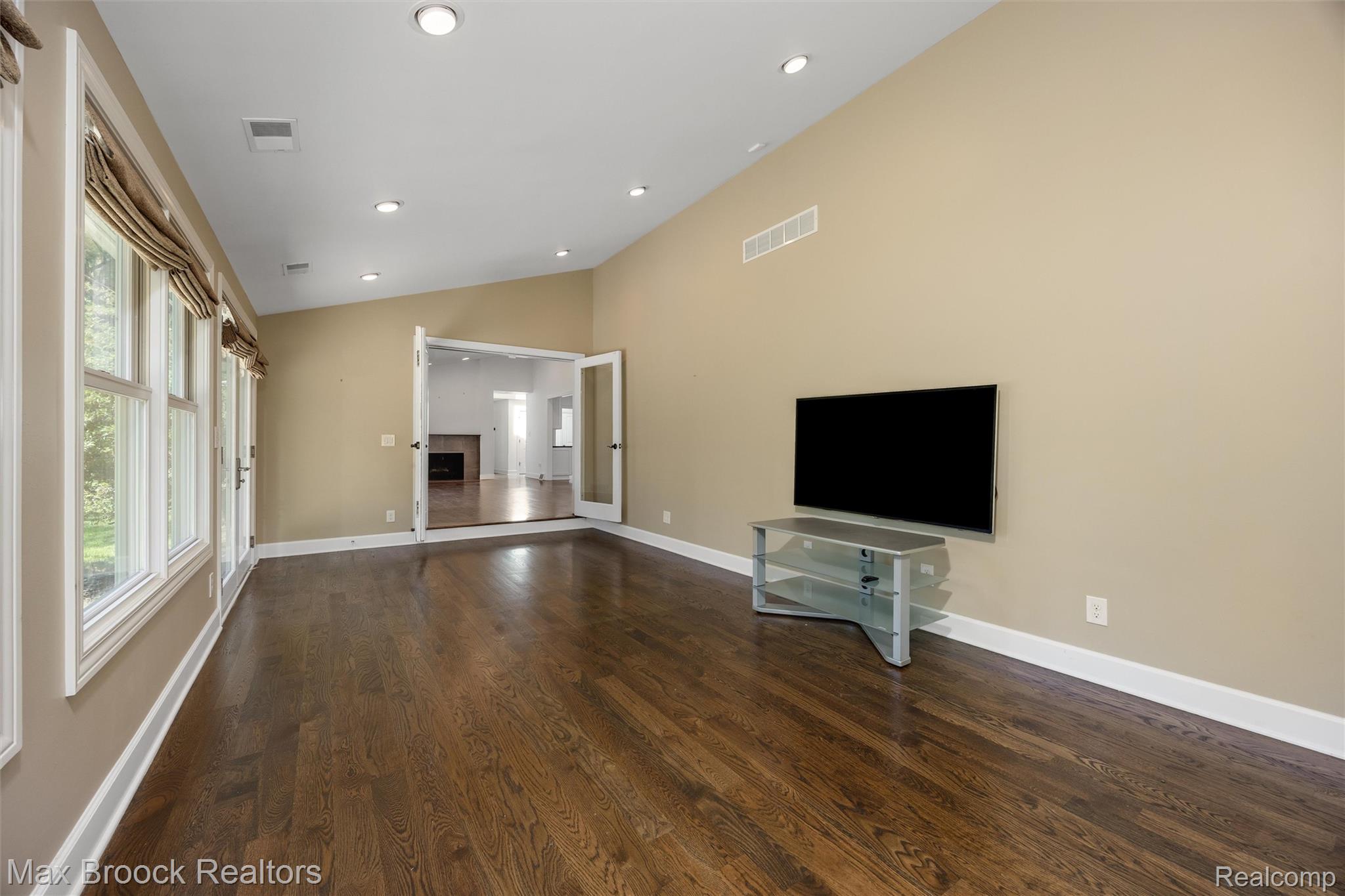 3797 South Darlington Road Bloomfield Hills, MI 48301 - Photo 23 of 63 Family room