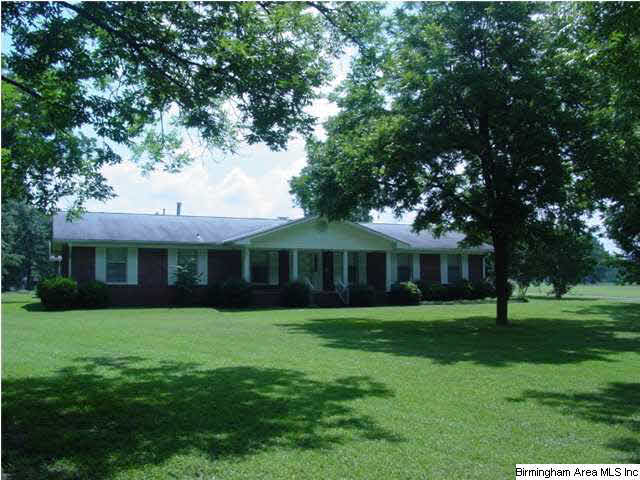 6301 Weaver Road Anniston, AL 36206 - Photo 1 of 27