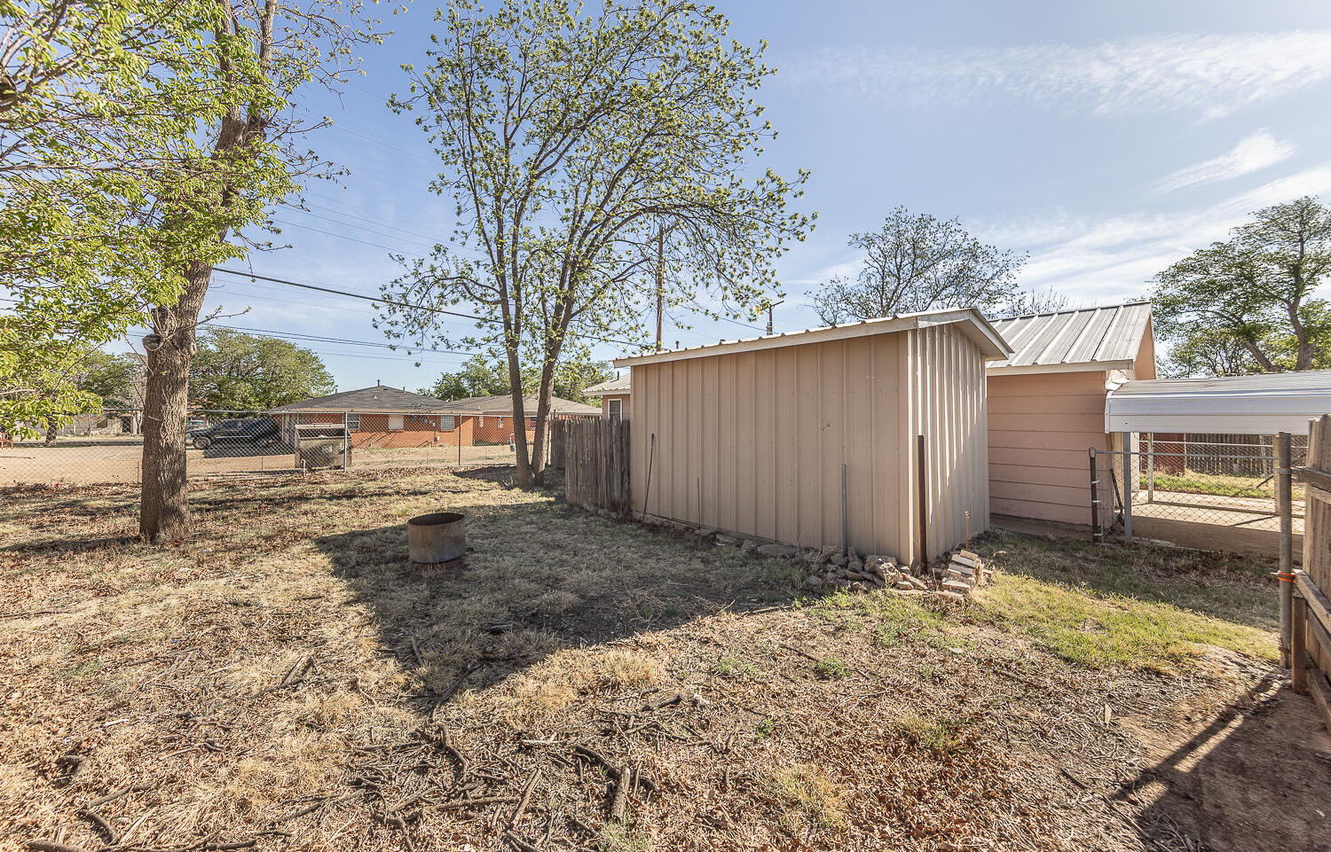 1918 42nd Street Lubbock, TX 79412 - Photo 28 of 29 a backyard of a house