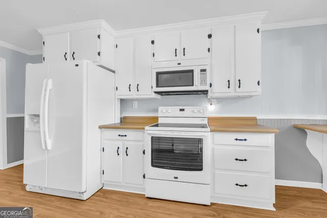 $349,900 | 303 Oak Way Drive, Eastanollee, GA 30538