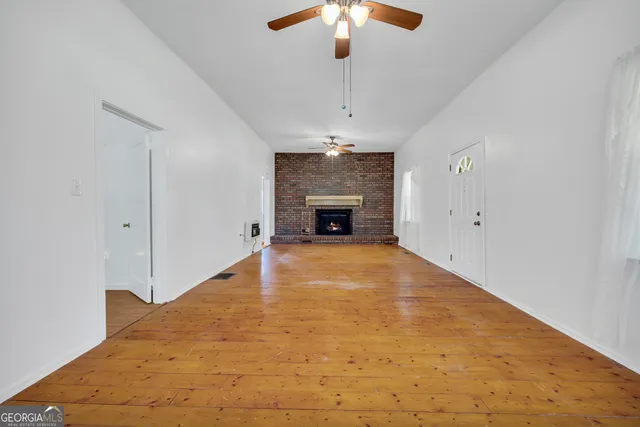 $349,900 | 303 Oak Way Drive, Eastanollee, GA 30538