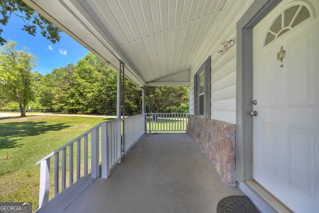 $349,900 | 303 Oak Way Drive, Eastanollee, GA 30538