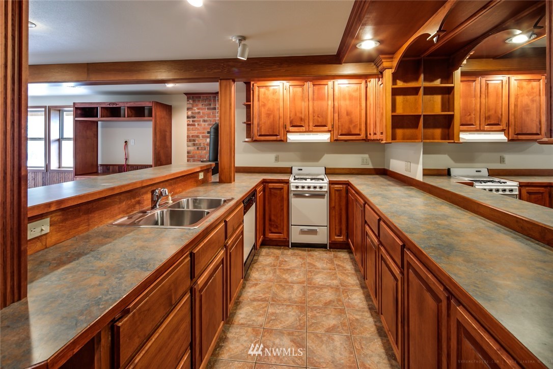 1562 Huntley Road Bellingham, WA 98226 - Photo 14 of 25