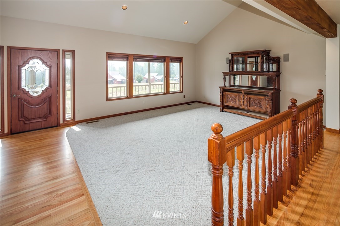 1562 Huntley Road Bellingham, WA 98226 - Photo 3 of 25