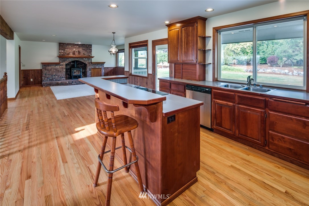 1562 Huntley Road Bellingham, WA 98226 - Photo 8 of 25