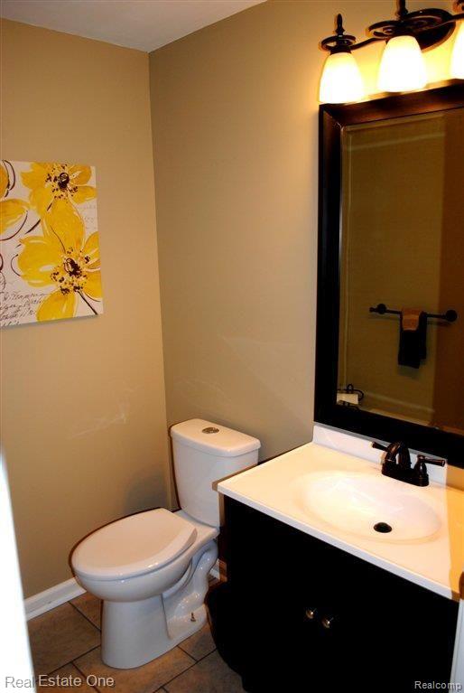 9168 Spring Wood Court Howell, MI 48843 - Photo 18 of 20 Bath 2.jpg