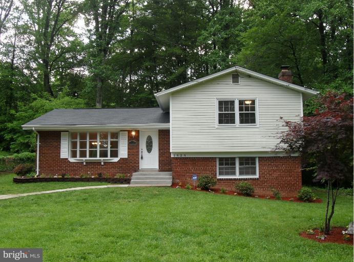 3525 Cornell Road Fairfax, VA 22030 - Photo 21 of 27 Beautiful Brick Home in Ffx Country Club Estates