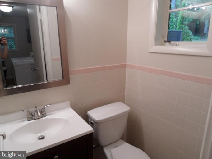 3525 Cornell Road Fairfax, VA 22030 - Photo 7 of 27 Full Bath on Lowest Level