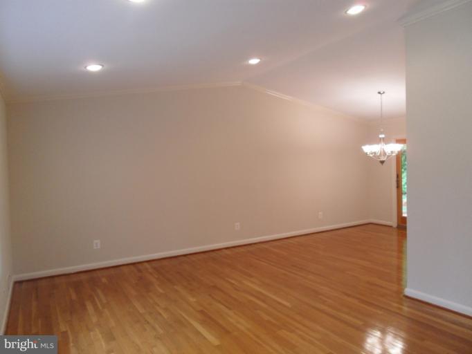 3525 Cornell Road Fairfax, VA 22030 - Photo 10 of 27 Fabulous Cathedral Ceilings in Living Room