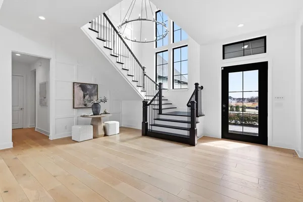 a view of entryway and hall