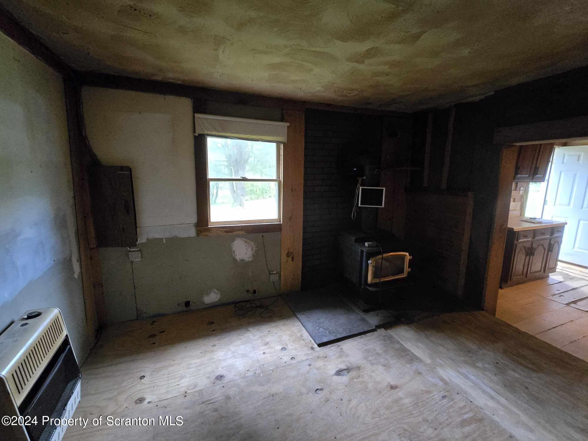 3633 Starrucca Road Thompson, PA 18465 - Photo 8 of 15 Living Room
