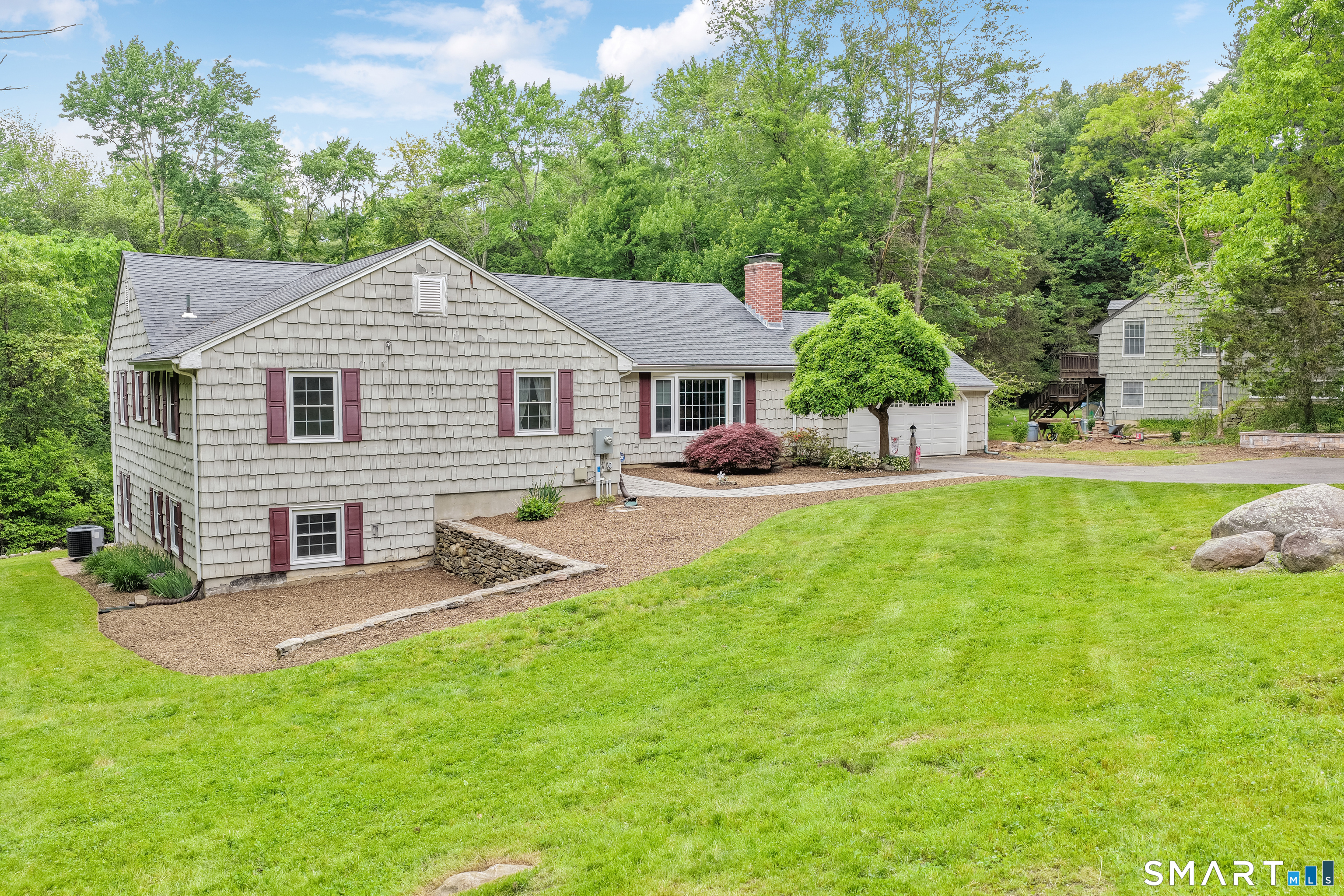 26 Brookmoor Road Avon, CT 06001 - Photo 2 of 38
