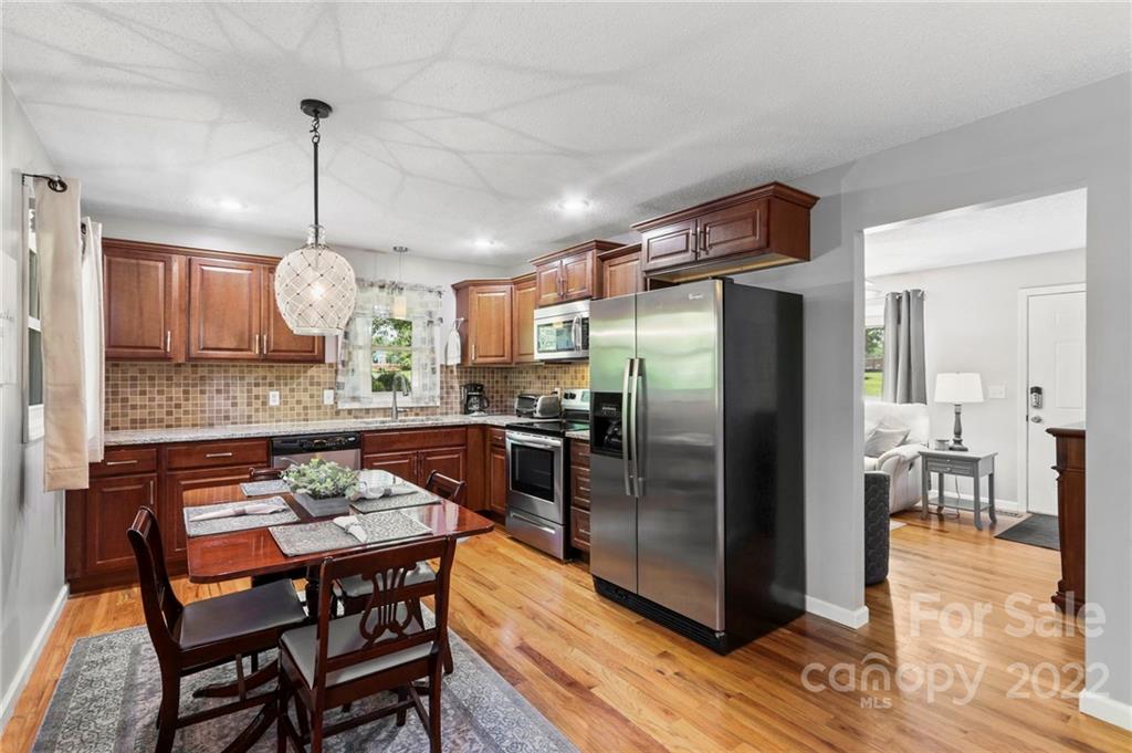 2116 Union Grove Road Lenoir, NC 28645 - Photo 8 of 35 Gallery Image 8
