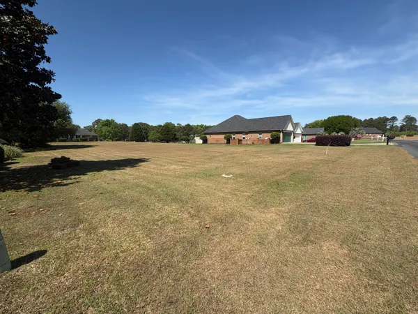 $35,950 | 13 North Lake Circle, Manning, SC 29102