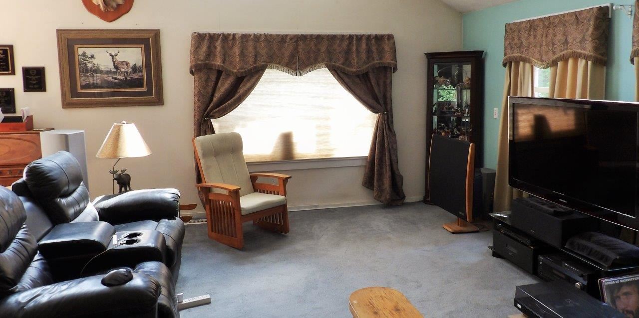 293 Tasker Hill Road Conway, NH 03818 - Photo 10 of 18