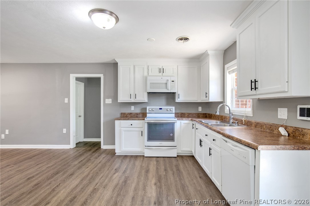 913 Montclair Road Fayetteville, NC 28314 - Photo 6 of 33