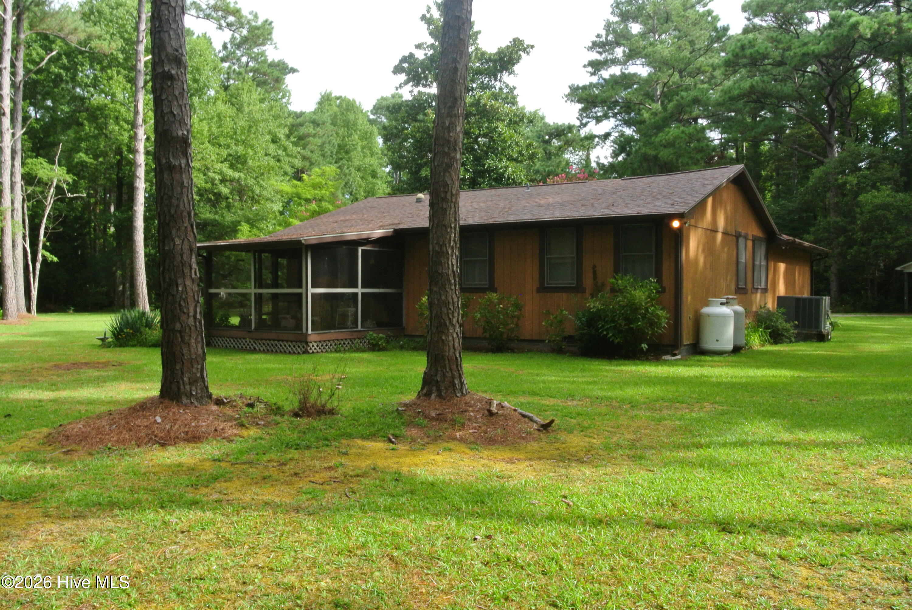 227 Pigott Road Gloucester, NC 28528 - Photo 4 of 59 Gallery Image 4