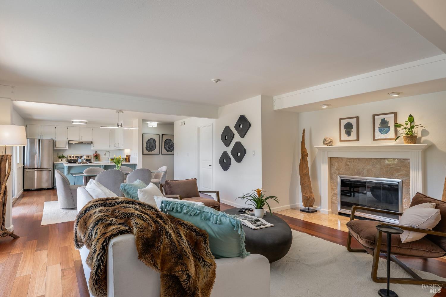 70 Stanford Way Sausalito, CA 94965 - Photo 8 of 55