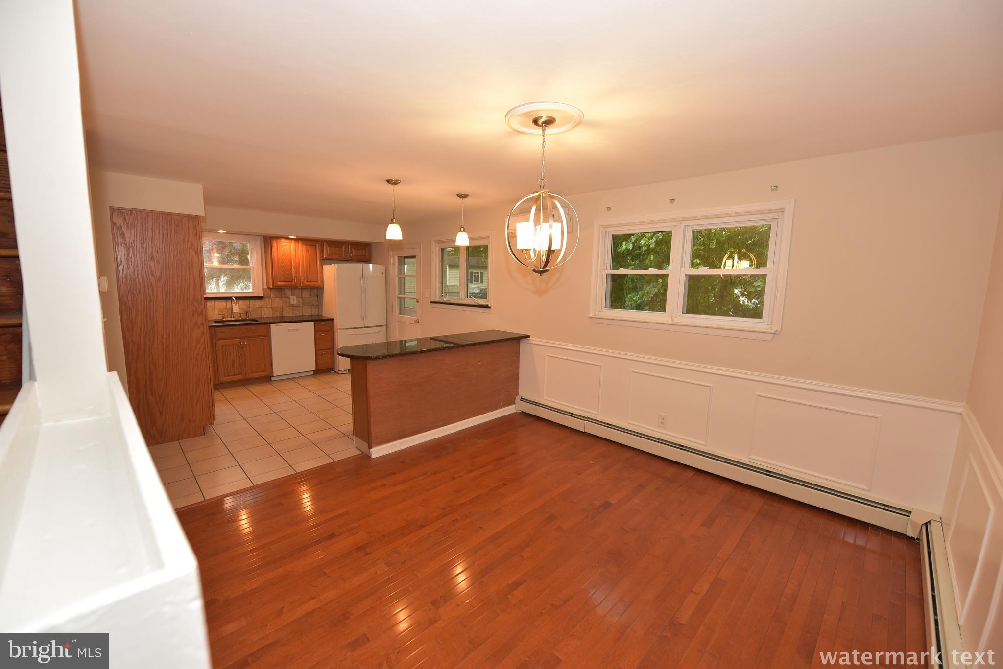 1 Colonial Road Havertown, PA 19083 - Photo 10 of 22 Kitchen/Dining