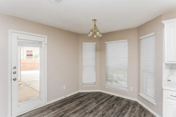 $360,000 | 346 Mesquite Hill Drive, Arlington, TX 76002