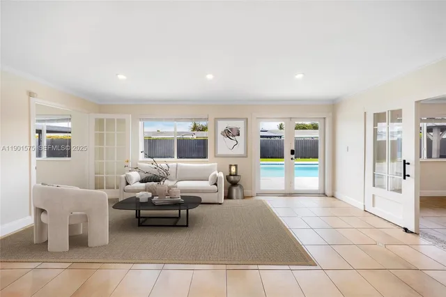 $875,000 | 10501 Southwest 126th Avenue, Miami, FL 33186