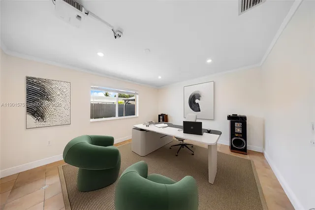 $875,000 | 10501 Southwest 126th Avenue, Miami, FL 33186