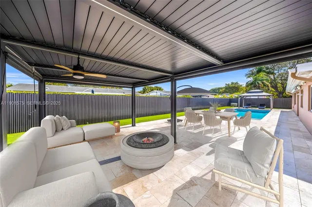 $875,000 | 10501 Southwest 126th Avenue, Miami, FL 33186