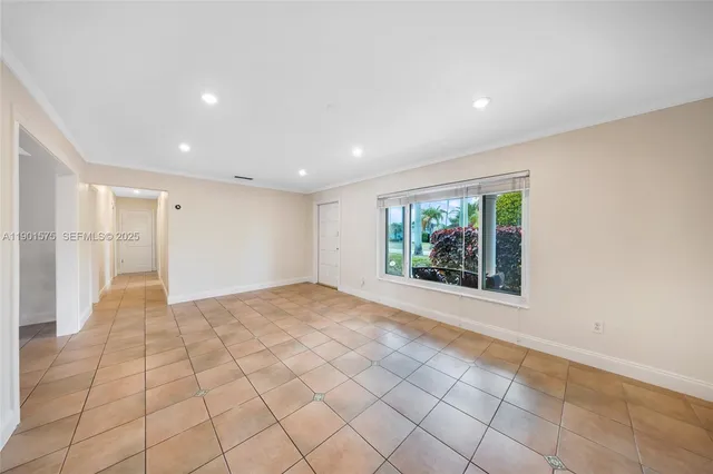 $875,000 | 10501 Southwest 126th Avenue, Miami, FL 33186