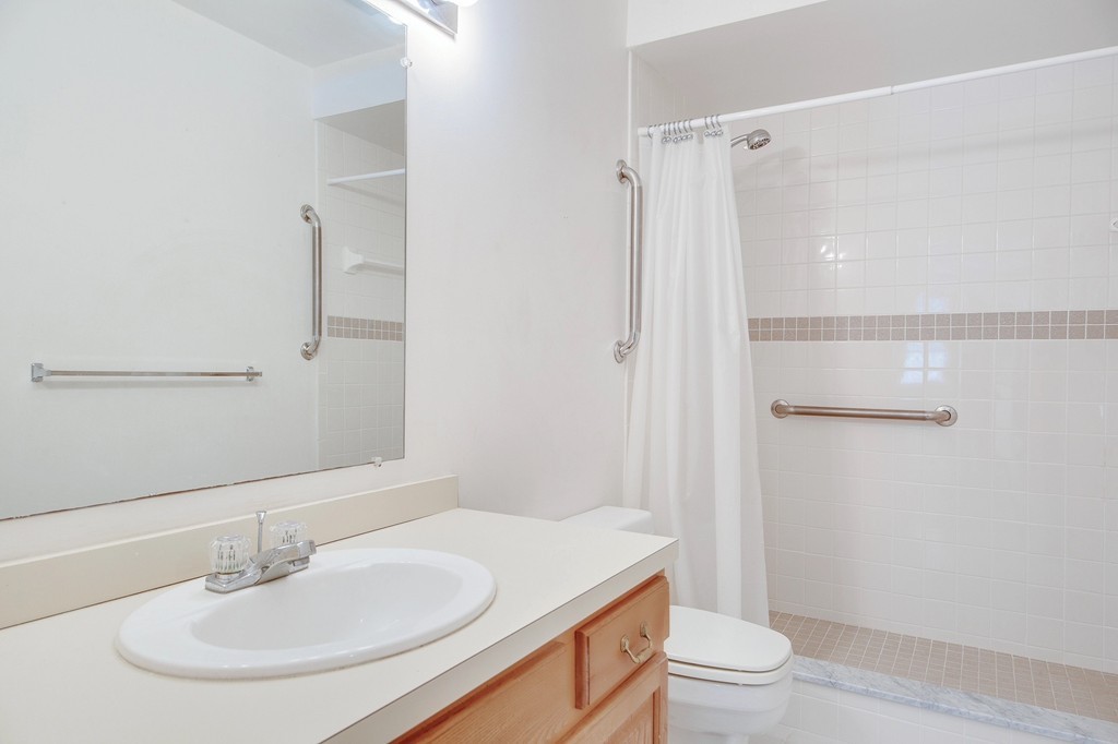 75 Page Road, Unit 6 Bedford, MA 01730 - Photo 14 of 17 Gallery Image 14
