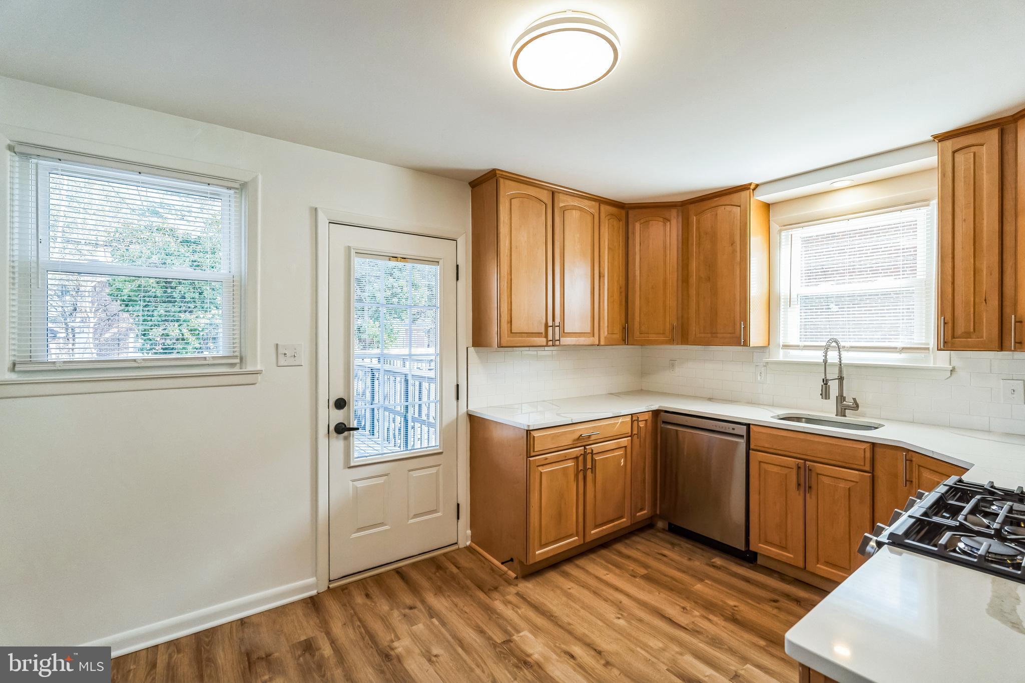 11 East Avon Road Brookhaven, PA 19015 - Photo 8 of 25 Gallery Image 8