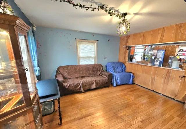 $249,900 | 700 Warren Avenue, Rockdale, IL 60436