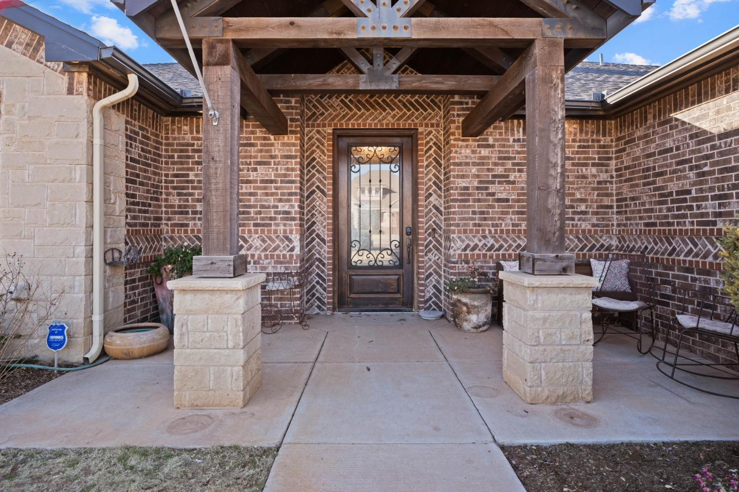 813 Avenue T Shallowater, TX 79363 - Photo 2 of 36 a view of a entryway door of the house