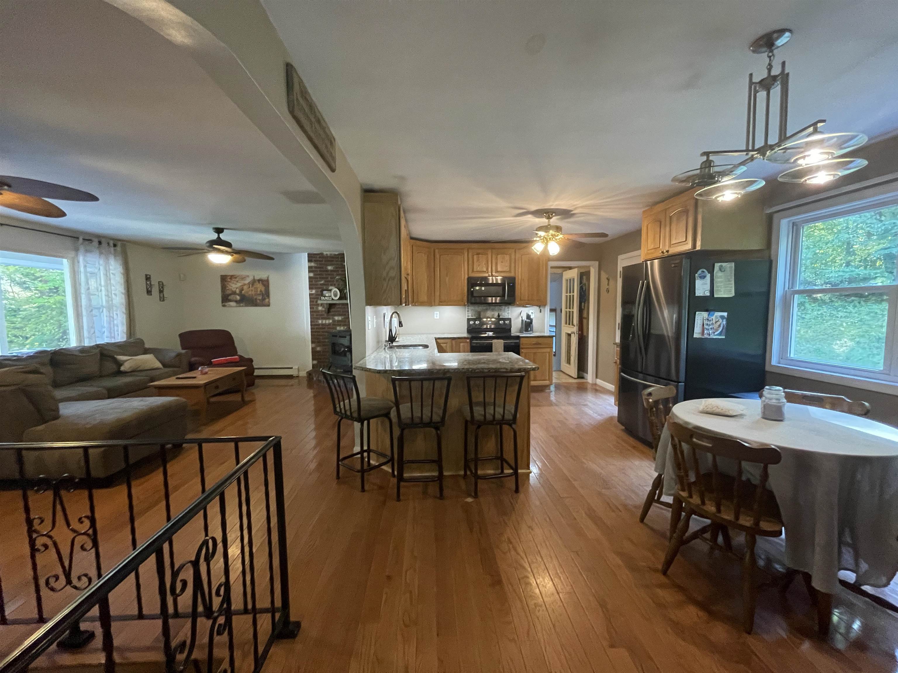 22 Roblin Road Bedford, NH 03110 - Photo 12 of 26