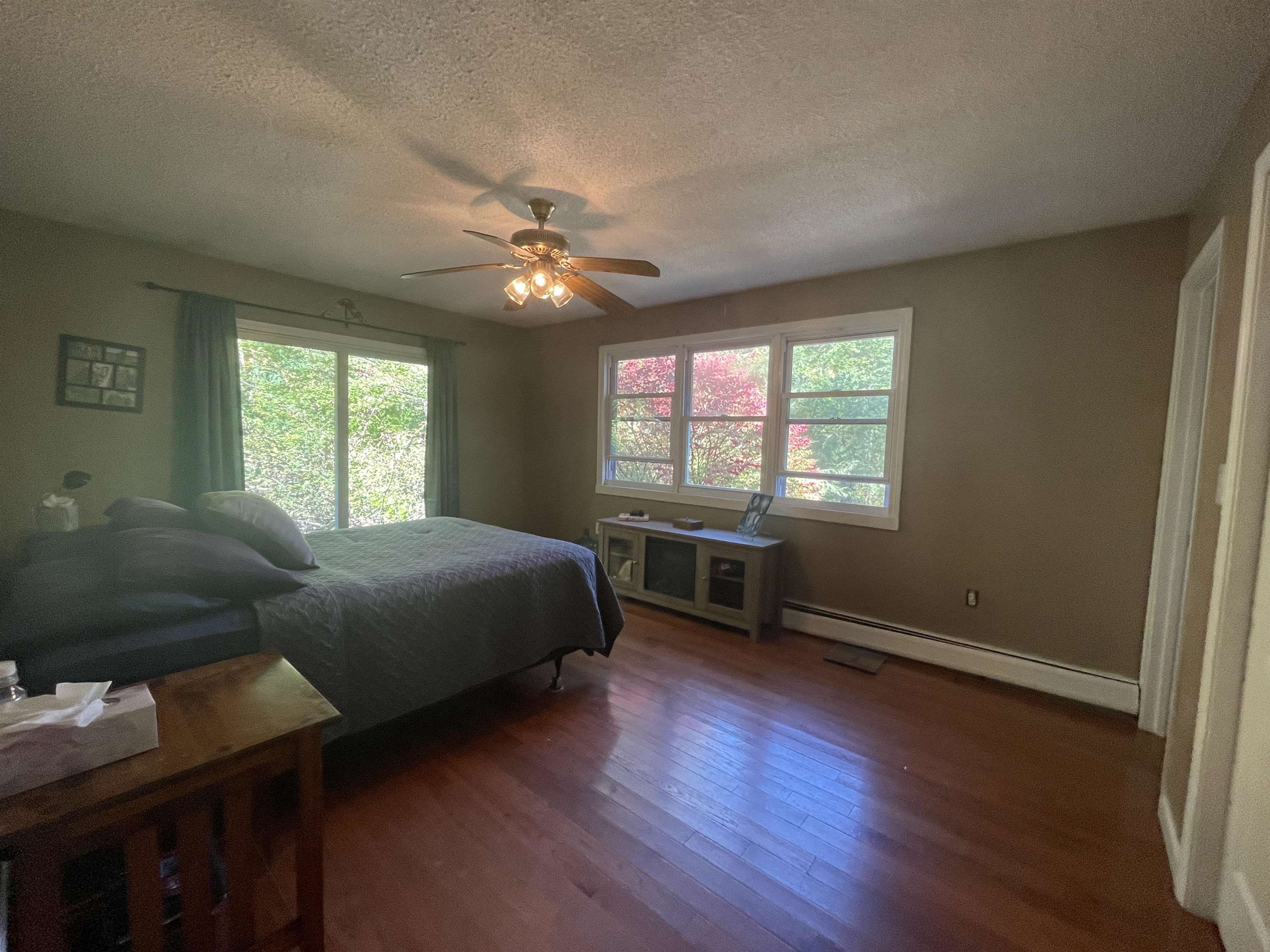 22 Roblin Road Bedford, NH 03110 - Photo 19 of 26