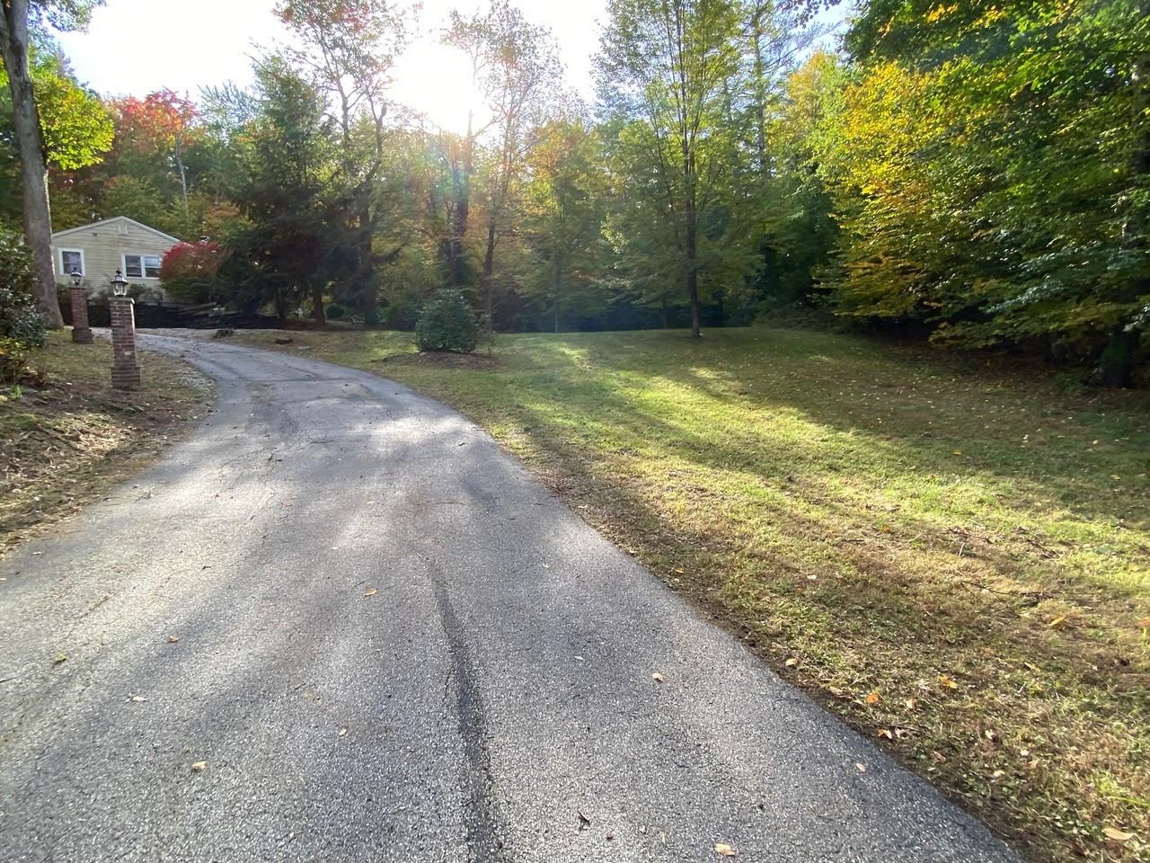 22 Roblin Road Bedford, NH 03110 - Photo 23 of 26